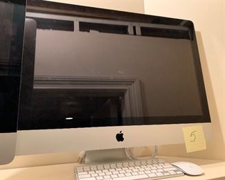 iMac 	2.7 GHz i5	8 GB 	27-inch	1 TB - super Drive