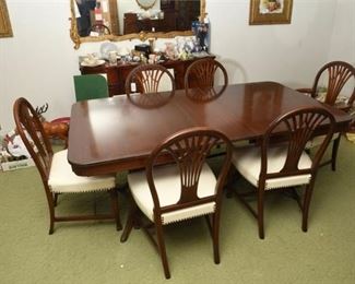 71. Mahogany Dinning Table and Six 6 Chairs
