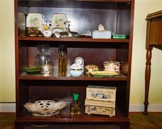 106. Group Lot of Decorative Items