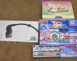 204. Group Lot of Miscellaneous Items