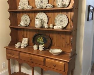 WONDERFUL PINE HUTCH OVER SIDEBOARD WITH 3 DRAWERS - HARD TO FIND PIECES