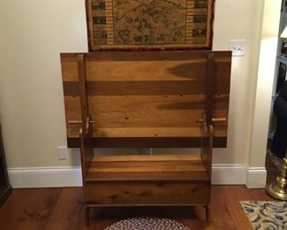 VINTAGE BENCH PULL DOWN TABLE - UNIQUE                 
