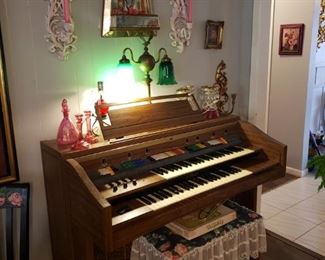 Vintage organ