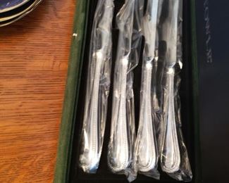 knives