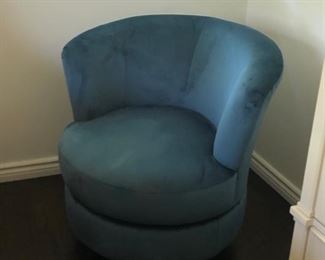 Swivel chair