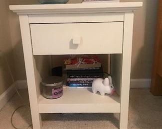 PB Teen Night Stand (excluding objects) $40