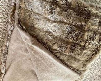 Archipelago Design Cashmere Faux Fur Throw