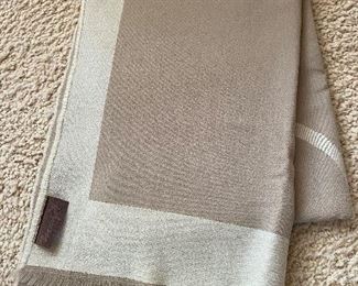Luxury Virgin Wool Throw