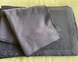 Fine Placemat Napkin Set