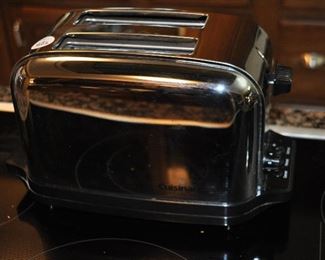 CUISINART CLASSIC  DUEL TOAST TOASTER. OUR PRICE $25.00