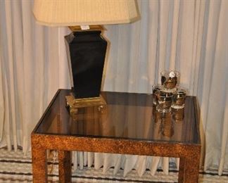 GREAT HENREDON SIDE TABLE AND ACCESSORIES!
