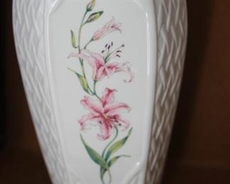 $20. Belleek Star Gazer lily vase. 10 inches tall. 8th mark.