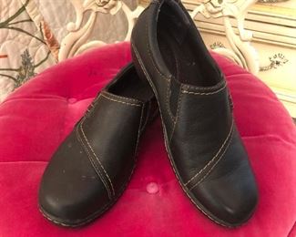 CLARK'S - SIZE 8