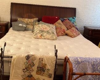 King size headboard and frame, great pillows, beautiful quilts