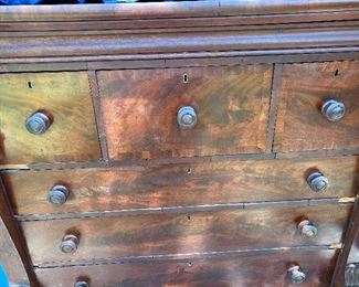 Burl wood dresser. Dovetail drawers