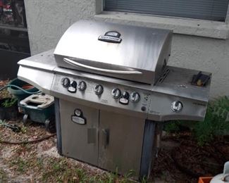 All in one, Grill and Smoker