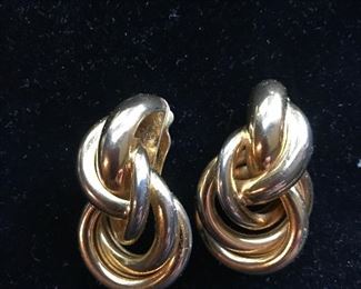 Erwin Pearl Clip Earrings