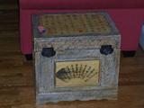 Box with Chinese influence