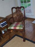 Captain's chair for dining table