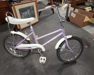 Vintage Schwinn Starlet purples girls bike banana seat $175 