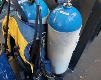 Vintage Scuba Gear with 2 Luxfer USA Limited Tanks & Accessories $995 