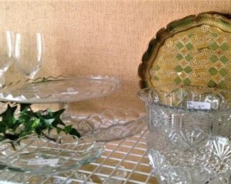 Wine glasses; cake plate; small Florentine trays