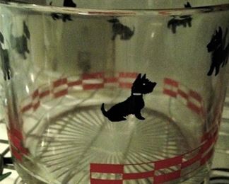 Vintage Scottie dog glass