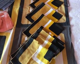 Mid Century Modern Linen Tablecloth and Napkins