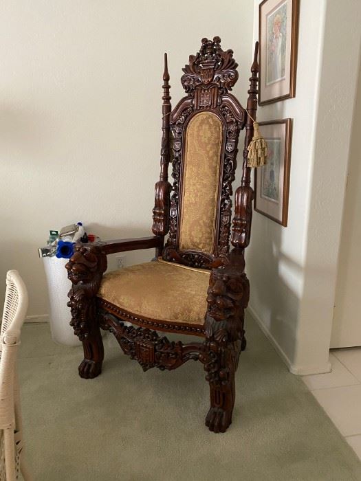 wood carved chair