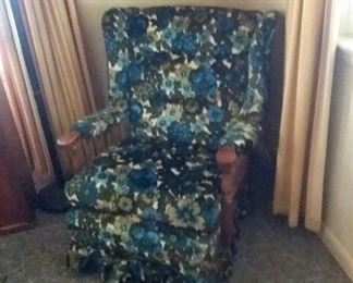 1970's living room chair (excellent condition)