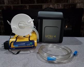 Laerdal Compact Suction 4 Unit - Plastic Container has Hairline Crack