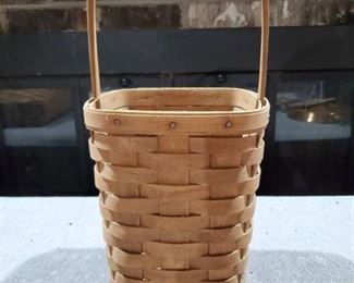 1985 Longaberger Cheery Picking Basket