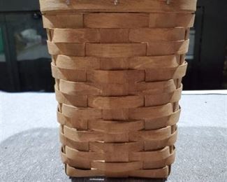 Signed AMK Longaberger Basket 1984