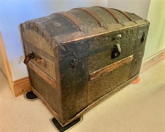 $150  Vintage trunk: 34" W, 19" D, 24" H. 