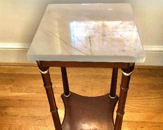 $ 60 Marble table 