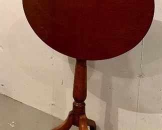 Item 114: Antique Tilt Top Table - 25.5"l x 19"w x 30"h: $130