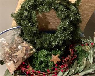 Lot of Holiday Items: $15