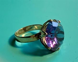 Item 79: 14K Antique Amethyst Stone Ring: $350
