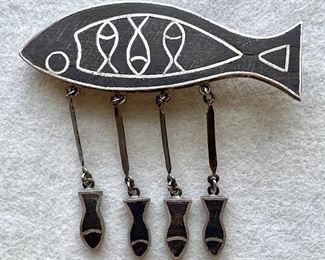 Jewelry 2: Highly Stylized Vintage Fish Pin with 4 Babies!: $40