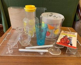 042l Pyrex Lemonade Pitcher, Tray  Ice Bucket