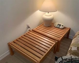 052b Futon Tables  A Dream Machine Clock Radio