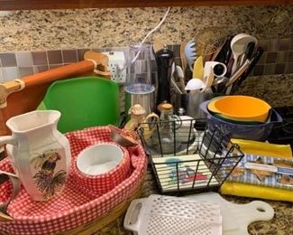 070k Everyday Kitchen Essentials