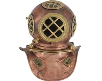 Lot 028
Brass Replica Divers Mask / Helmet