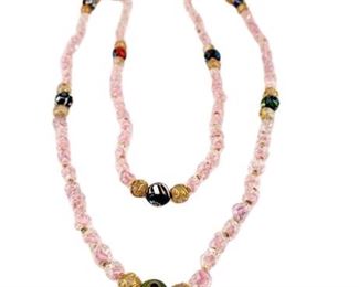 Lot 158
Vintage Pink Lampwork Glass Necklace