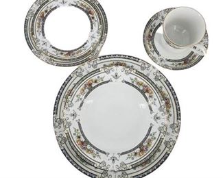 Lot 190
Mikasa "Cambridge" 6pc Place Setting (1 of 2)