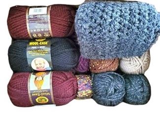 Lot 517
Box of Lion Brand Yarn