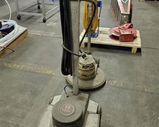 Whirlamatic Advance Floor Scrubber