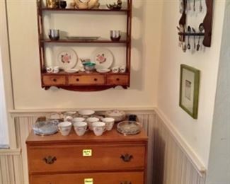 Old Chest of drawers, hanging shelf 