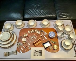 Set of Wedgwood Cavendish Dishes, various nice smalls & silver 