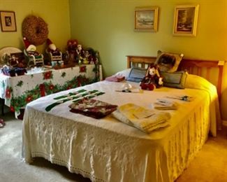 Bedroom, nice bed, Christmas, linens, etc